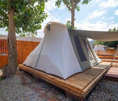 Funstays Glamping Setup Tent In Rv Park #2 Ok-T2 Моаб Экстерьер фото
