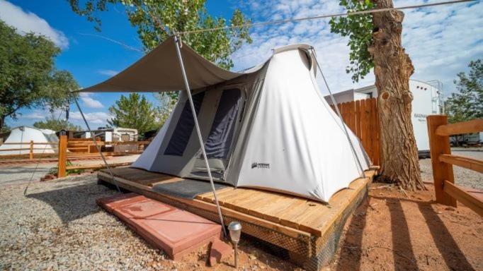 Funstays Glamping Setup Tent In Rv Park #2 Ok-T2 Моаб Экстерьер фото